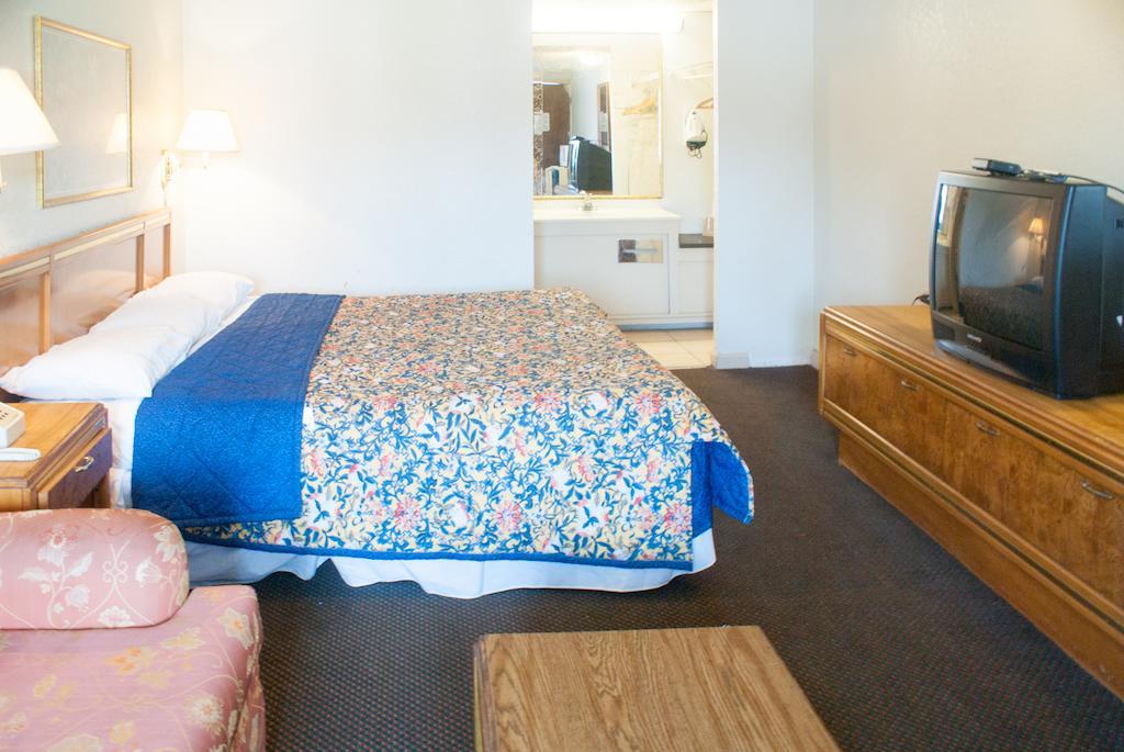 Executive Inn Jacksonville Bagian luar foto
